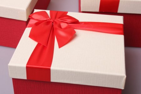Коробка для подарка