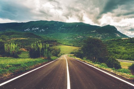 Красивый пейзаж дорога