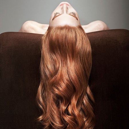 Красивые блестящие волосы