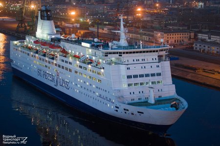 Круизный паром «принцесса Анастасия»