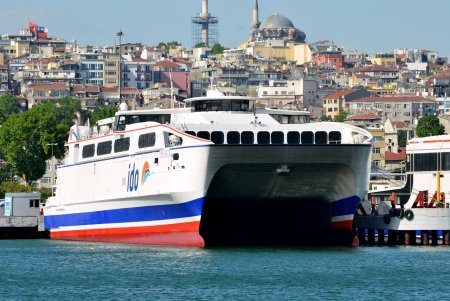 Морской паром ido