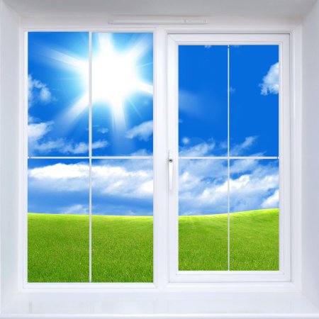 Пластиковое окно на белом фоне