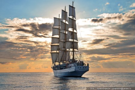 Парусник Херсонес в Севастополе
