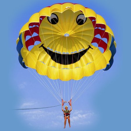 Красивый парашют
