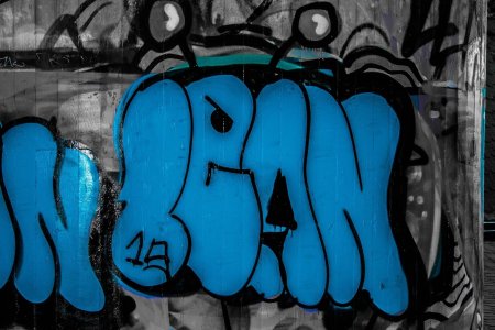 Граффити бирюзовое