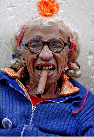 Старушка дряхлая