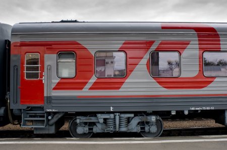 61-4447 Вагон пассажирский плацкартный