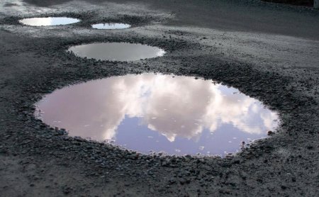 Красивая лужа