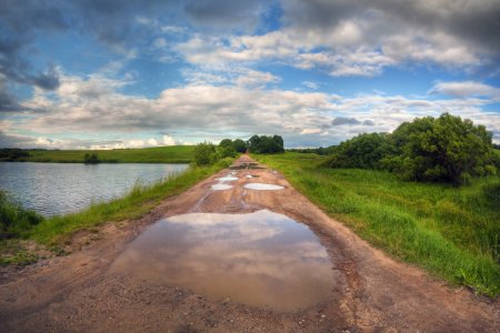 Отражение дороги