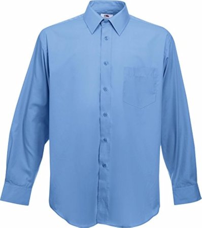 Рубашка на белом фоне