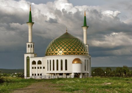 Главная мечеть мусульман верхняя Пышма