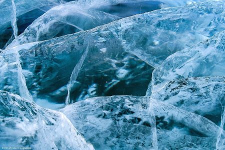 Замерзшая вода