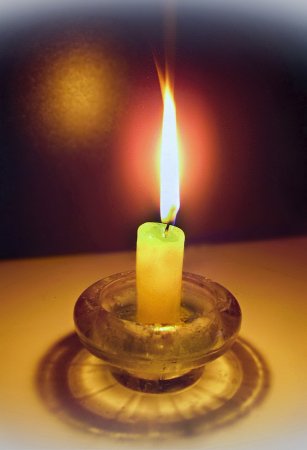 Свеча горела