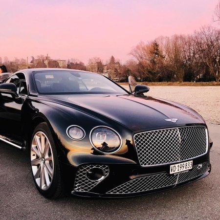 Мерседес Бентли