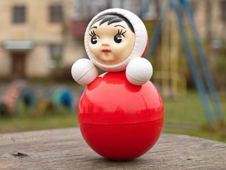Неваляшка человечки