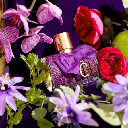 Herrera Carolina фиолетовый флакон