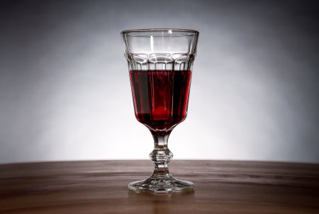 Бокал с вином