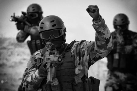 Боец спецназа
