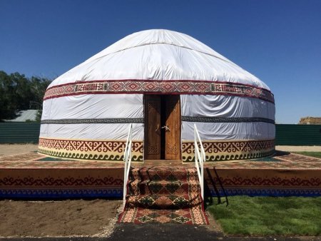 Казахская юрта Муканов