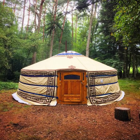 Восьмистенная юрта