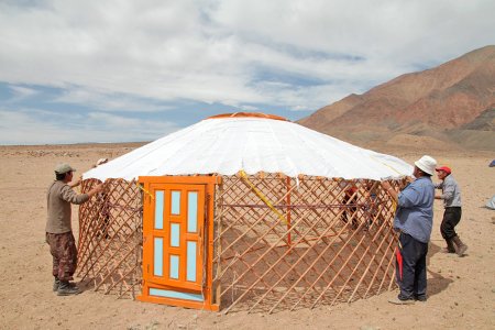 Монгольские Юрты кочевников