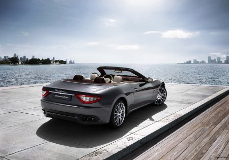 Мазерати GRANCABRIO