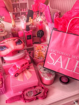 Розовые вещи