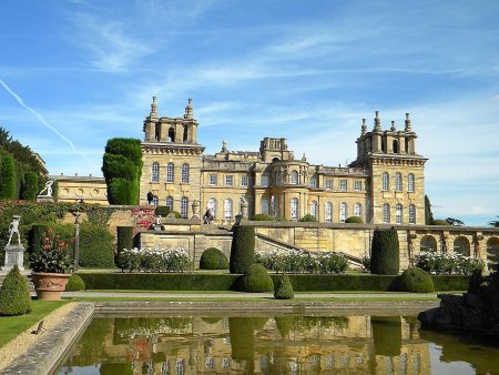 Замок Бленхейм