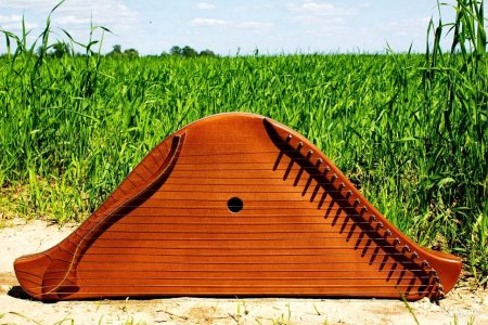 Гусли шлемовидные