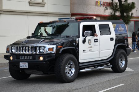 Hummer h6