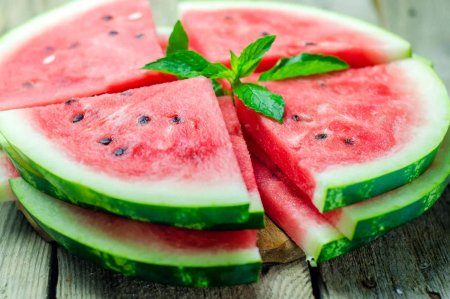 Розовый Арбуз