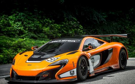 MCLAREN 720s gt3