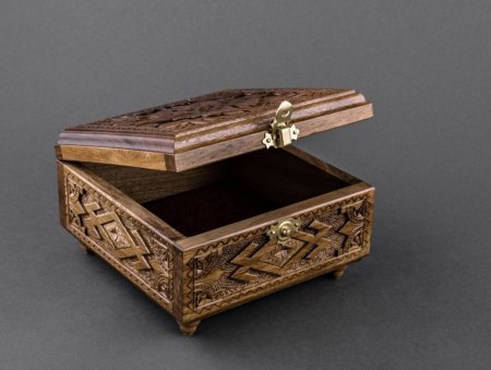 Красивые деревянные шкатулки