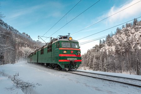 Поезд электровоз вл 80