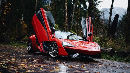 Макларен 570s красный