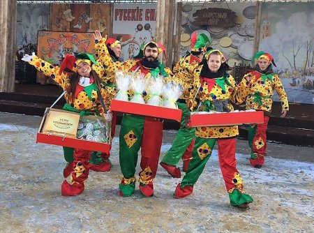 Ярмарочные гуляния"(петрушка, Скоморохи)