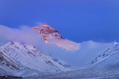 Вершина горы Джомолунгма