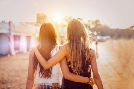 Подруги вместе