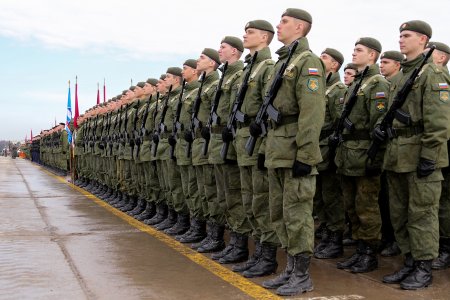 Солдаты в строю