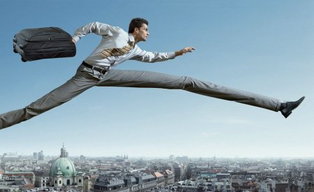 Человек торопится