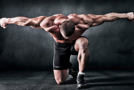 Физически развитый человек