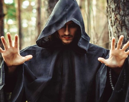 Колдун человек