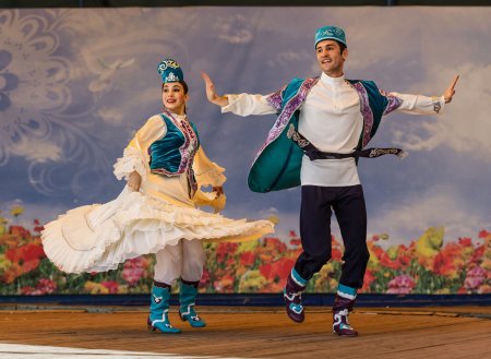 Национальный танец Татаров