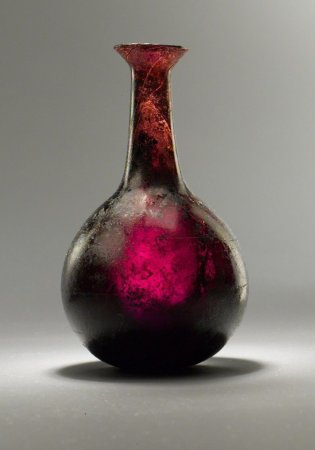 Красивый сосуд