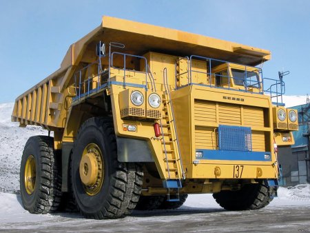 БЕЛАЗ 75306