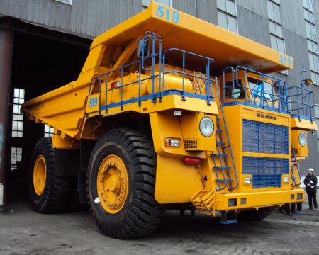 БЕЛАЗ-75131 самосвал