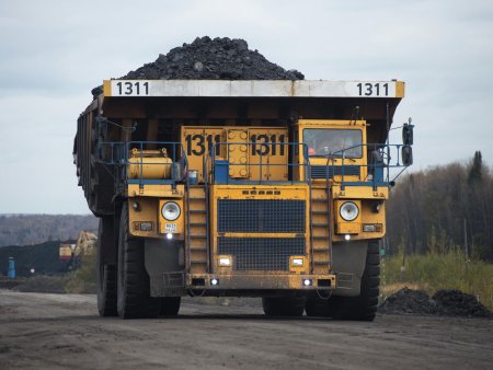 БЕЛАЗ 7648