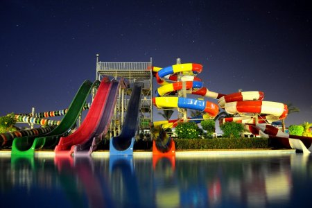 Аквапарк красиво