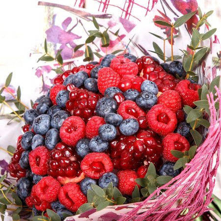 Букет из ягод