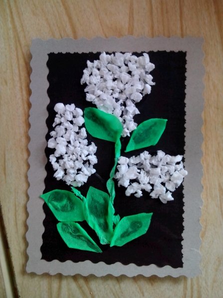 Аппликация из скрученных салфеток